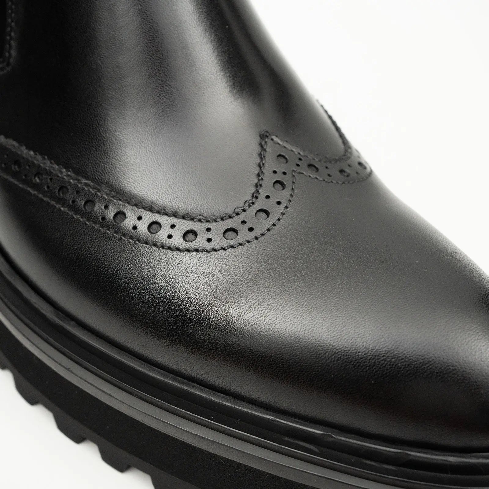 Black Brogue Leather Chelsea Boots DIVINCH