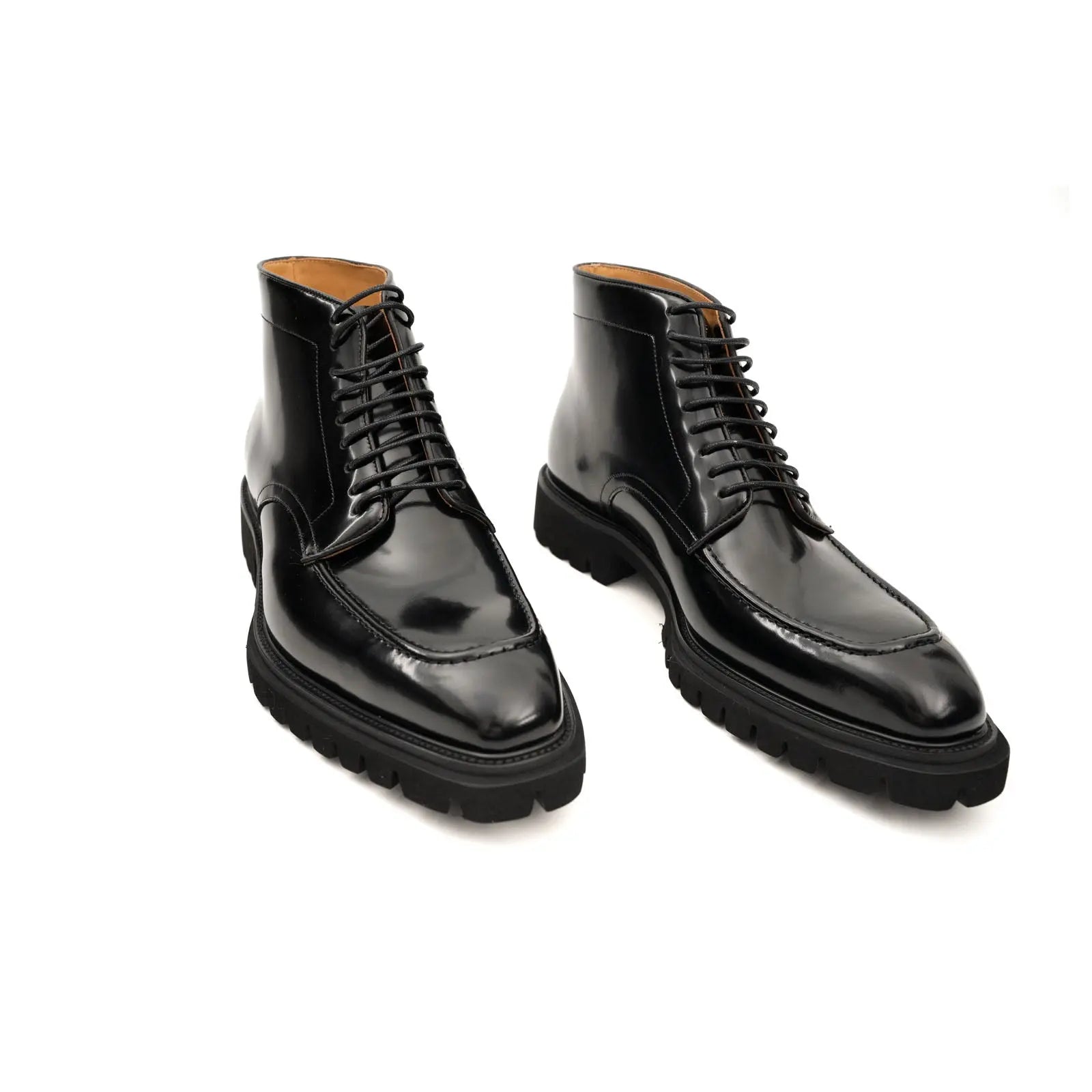 Black Patent Lug Sole Boot DIVINCH